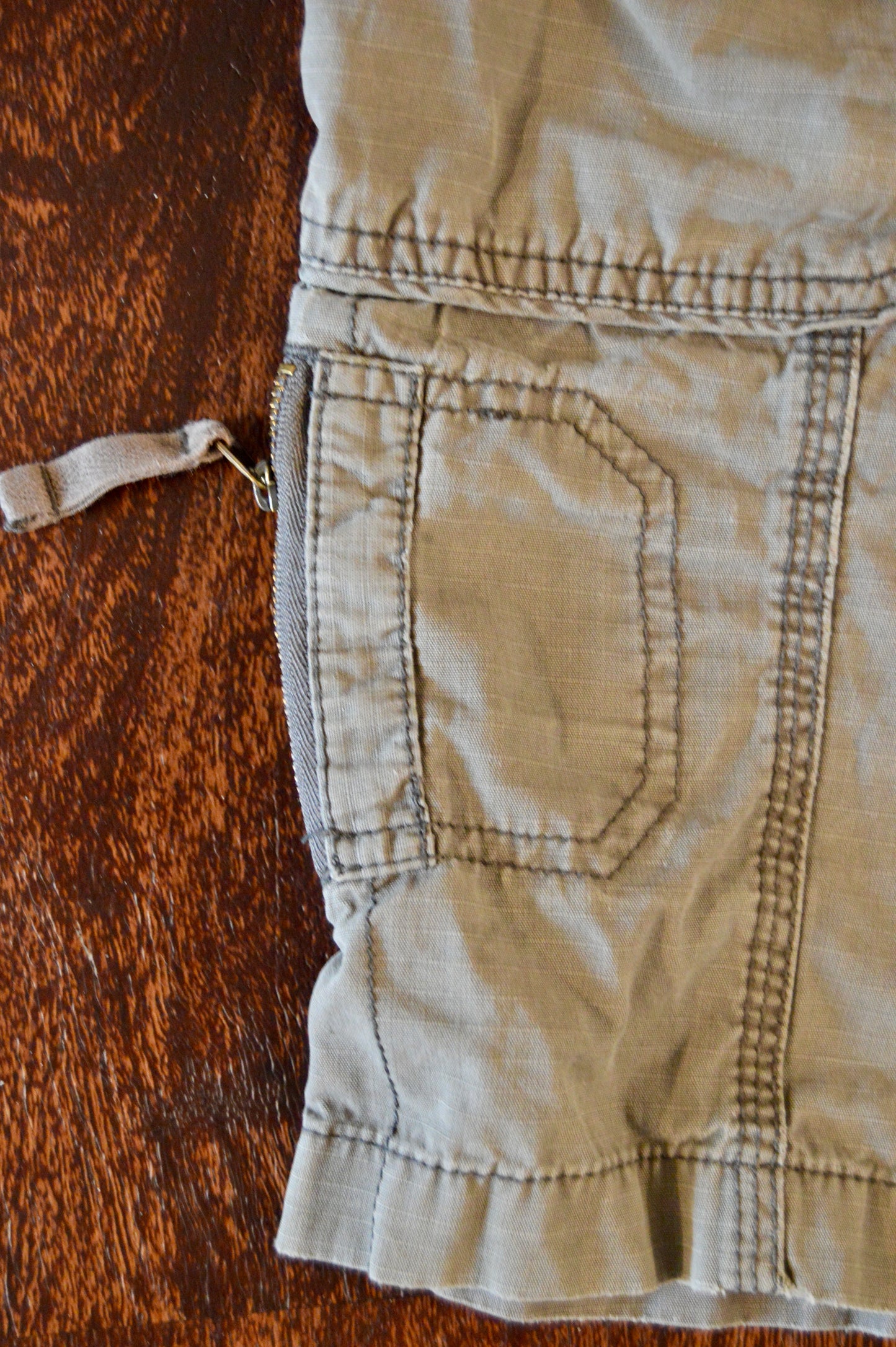 Vintage Eddie Bauer cargo shorts