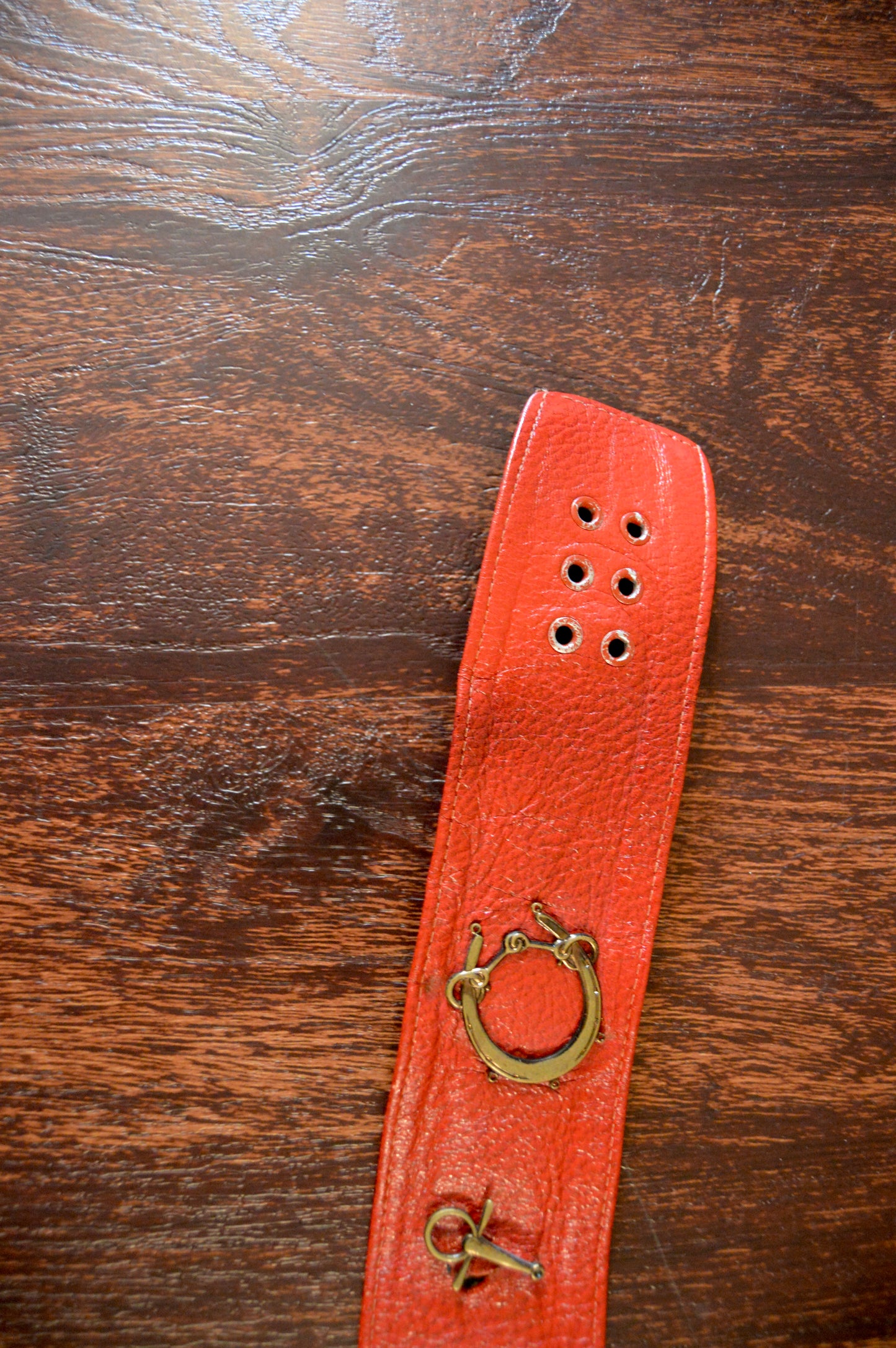 Vintage Garay red riding belt