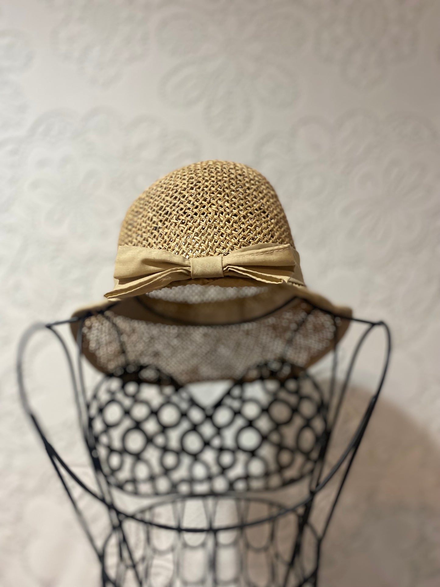 Tan straw visor hat
