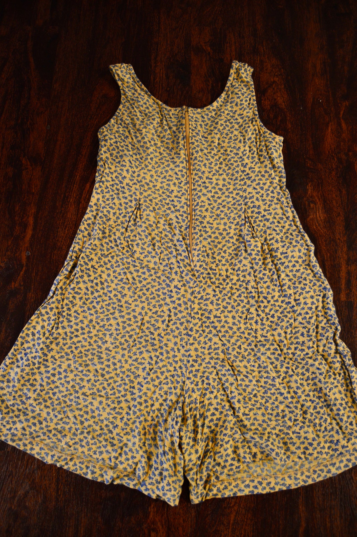 Vintage Moda Intl play suit