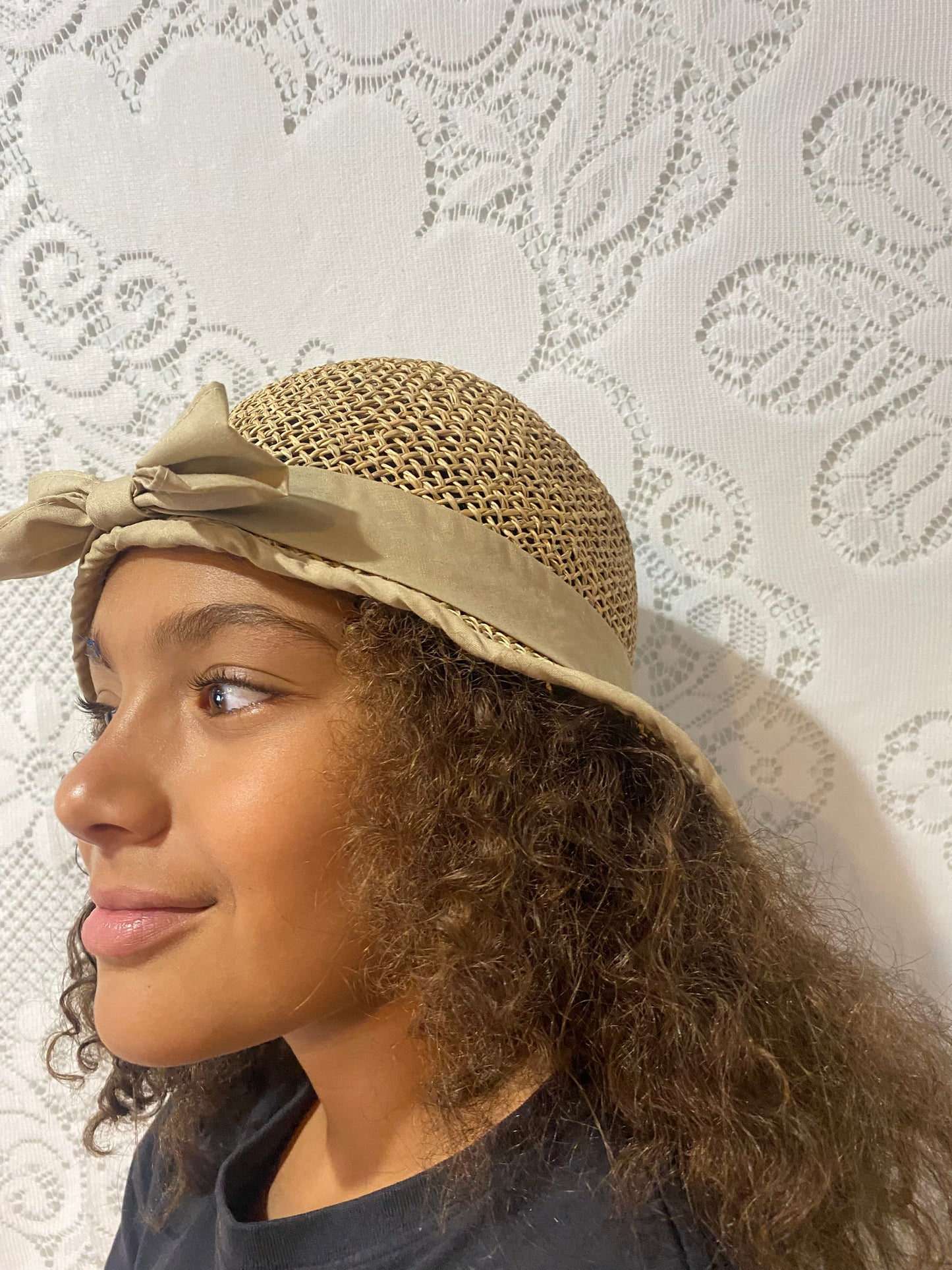 Tan straw visor hat
