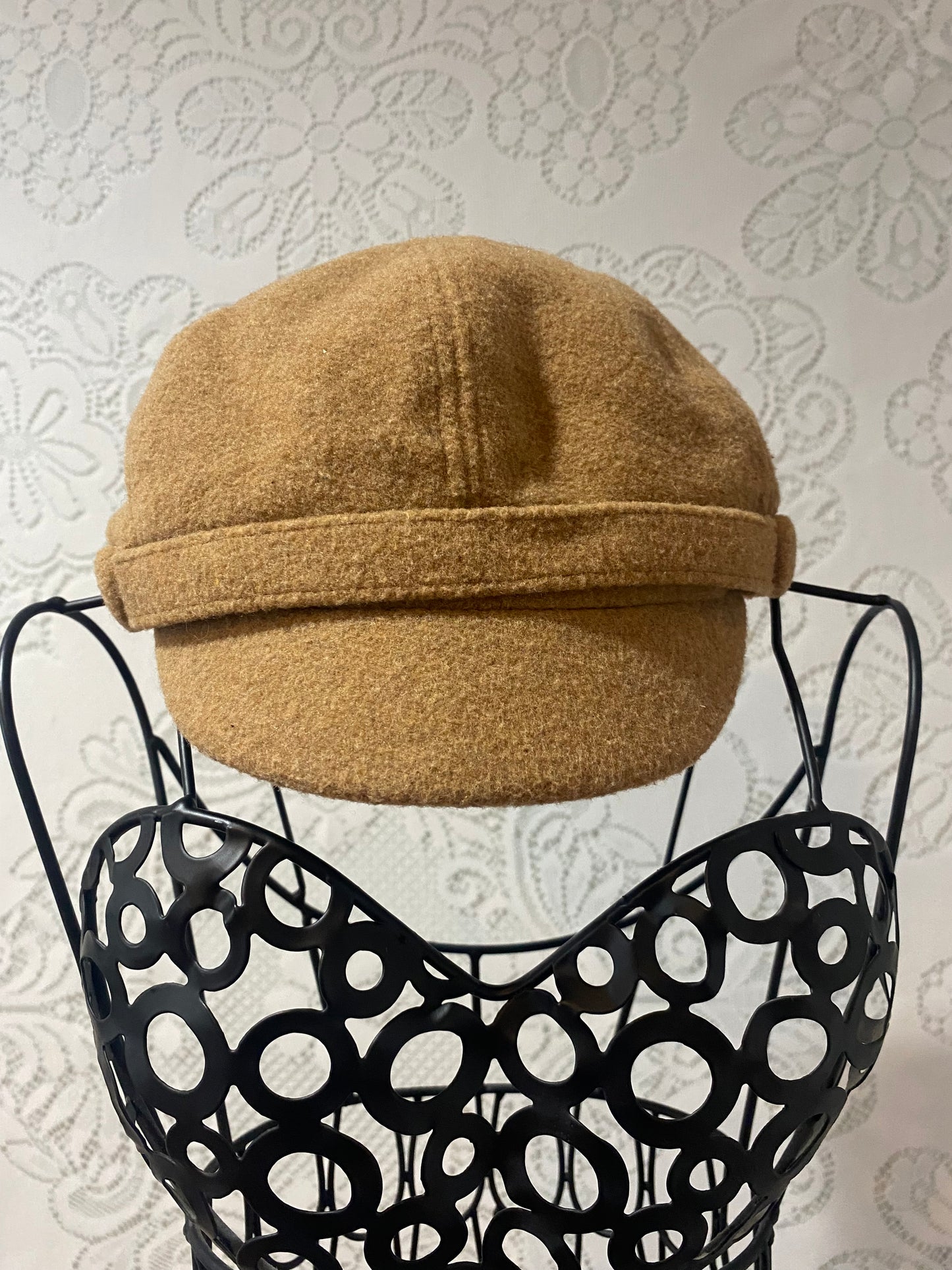 Papillon tan wool baker boy hat