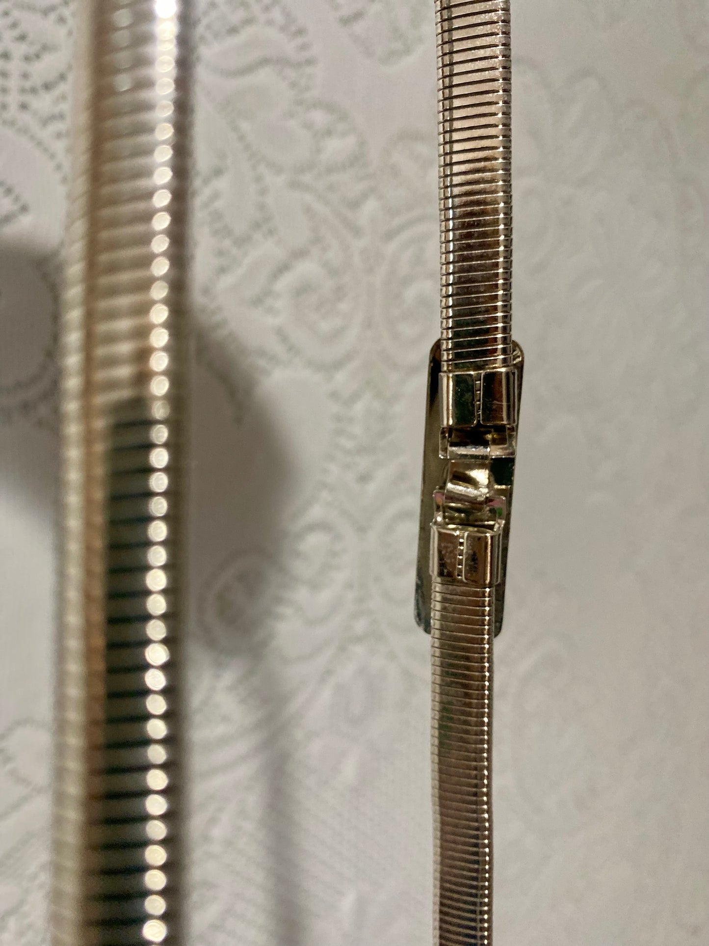 Vintage stretchy silver belt