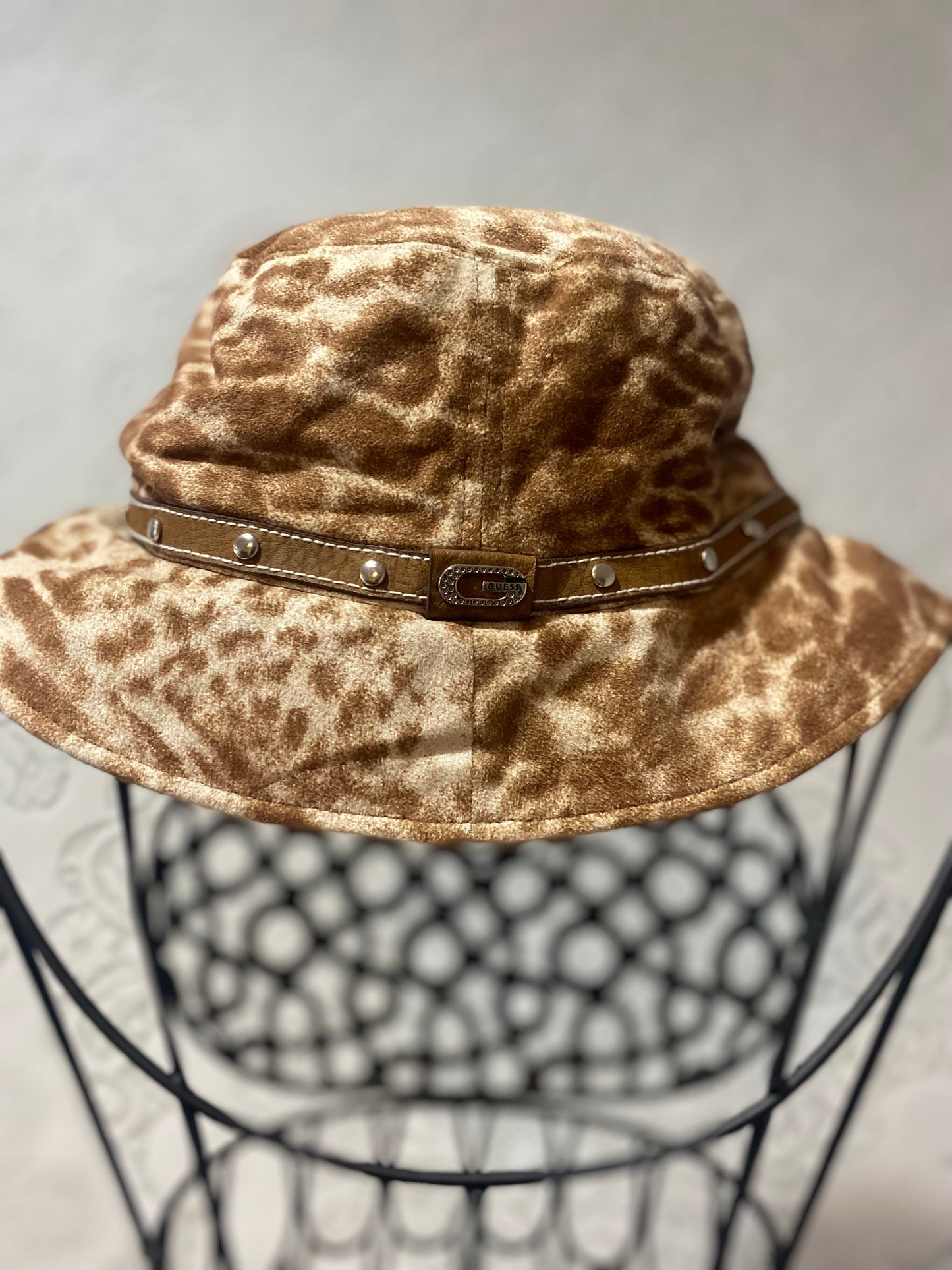 Vintage Guess cheetah bucket hat