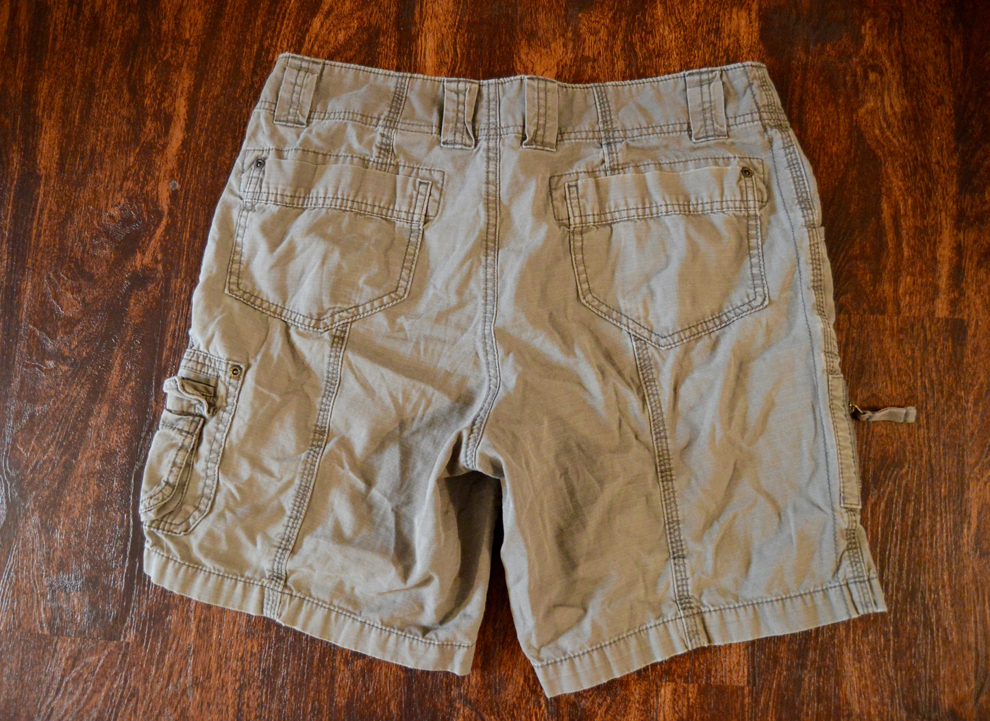 Vintage Eddie Bauer cargo shorts
