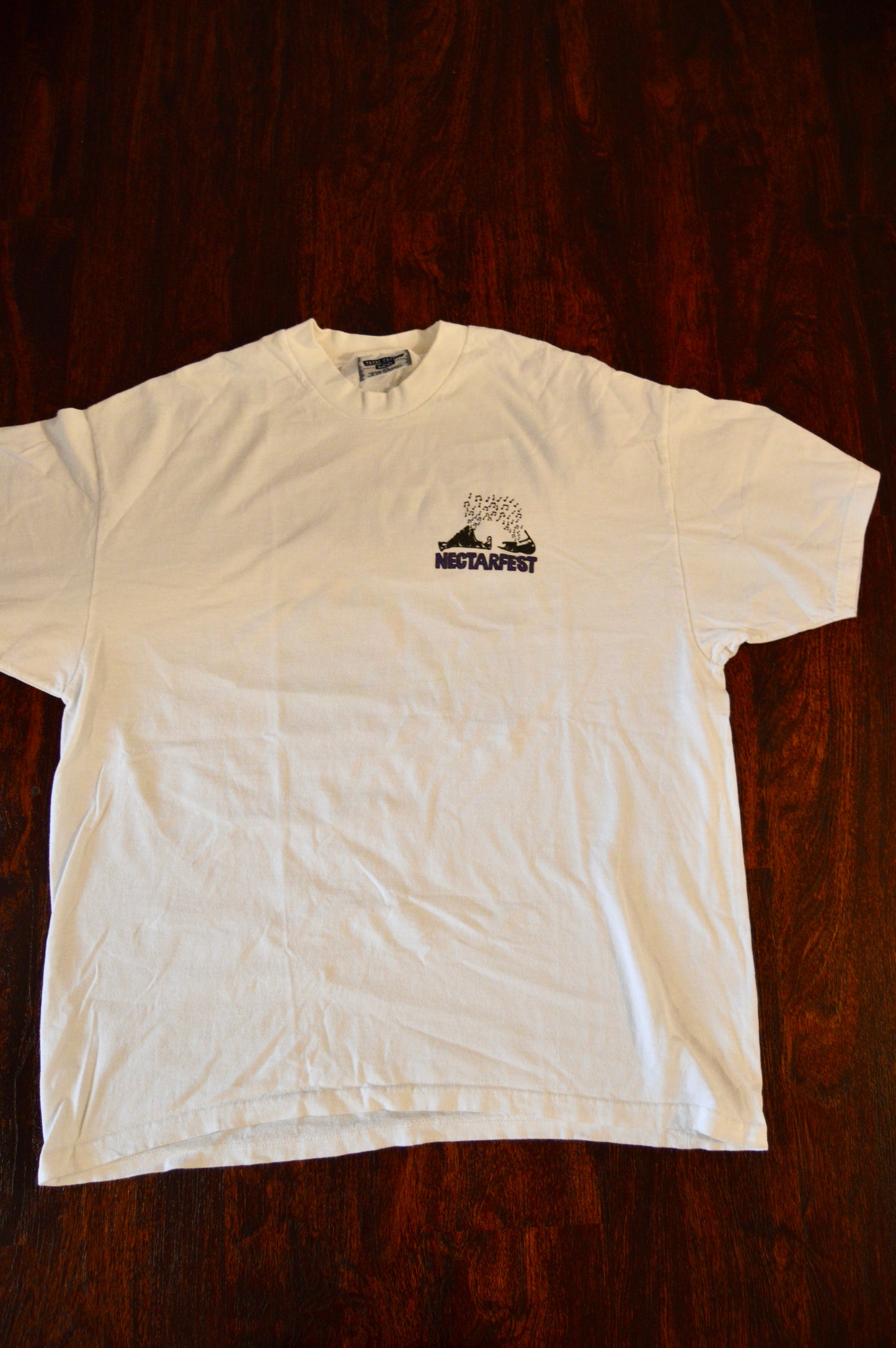 Nantucket Nectarfest vintage tee