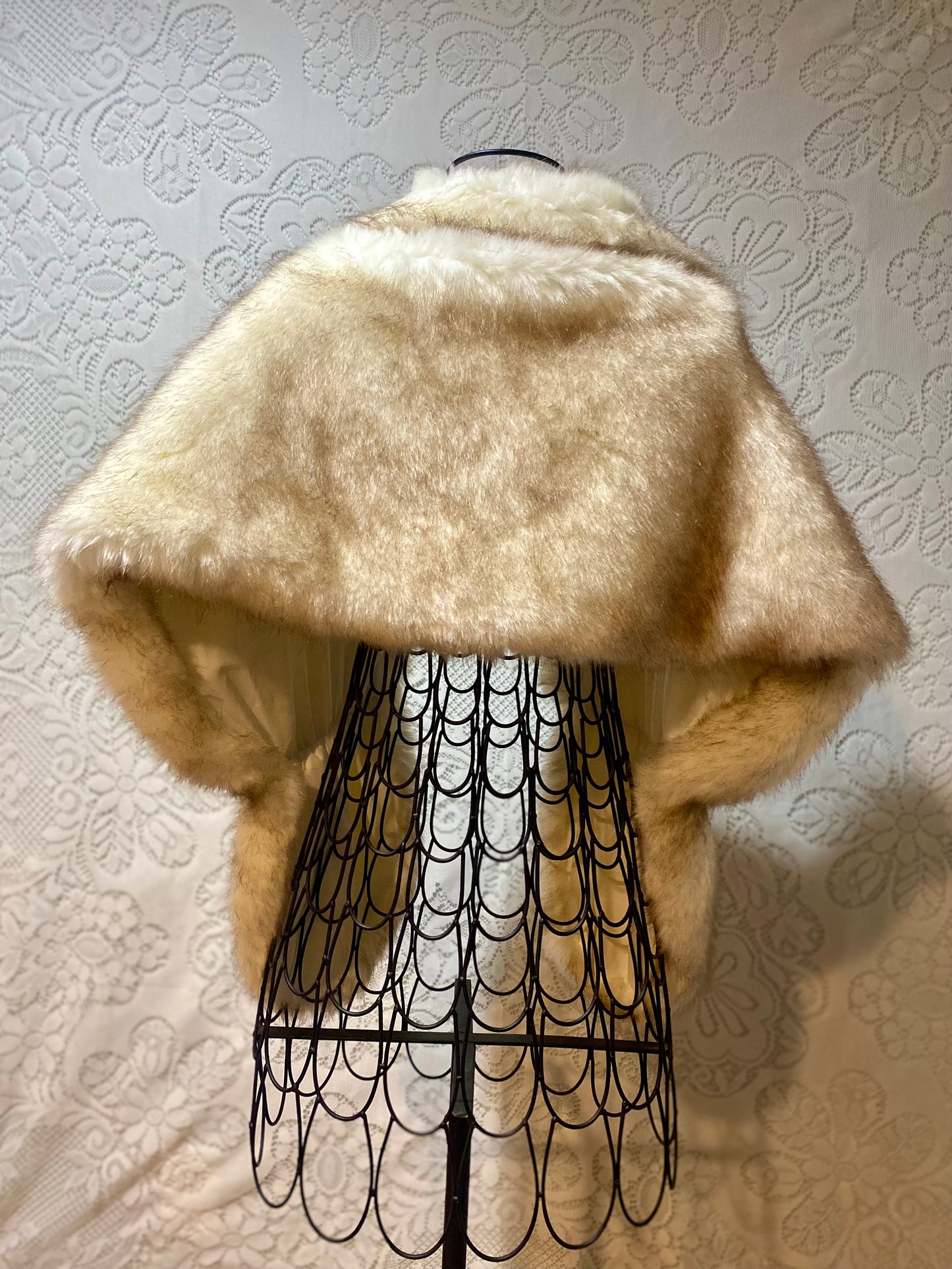 Vintage fur shawl