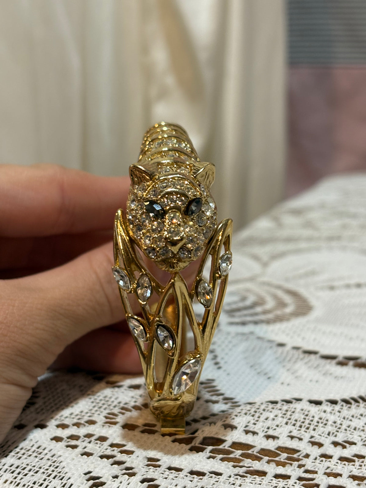 Trifari Goldtone Tiger Rhinestone bracelet
