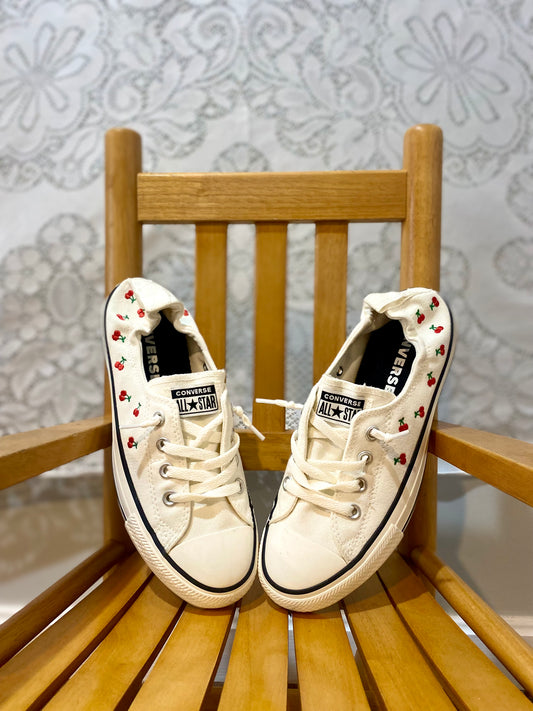 Cherry Converse