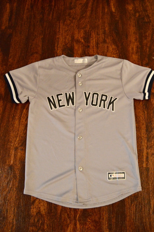 Boys Aaron Judge MLB jersey