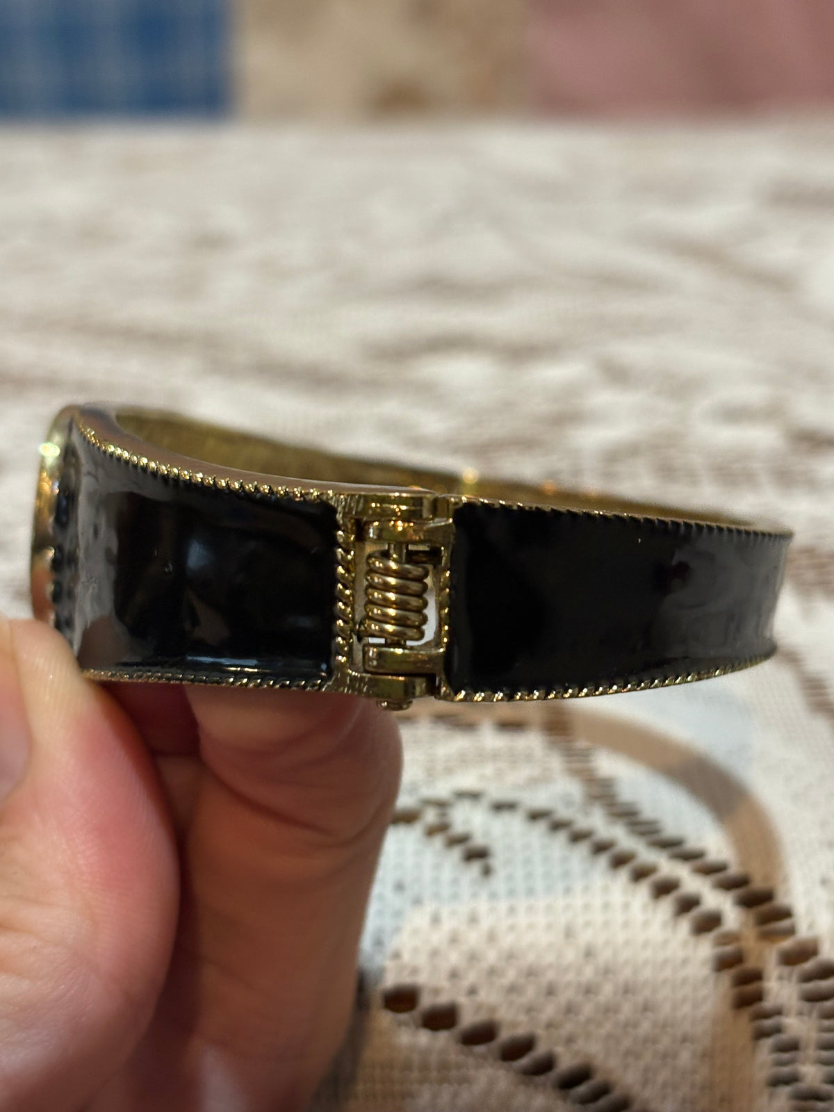 AMEDEO SCOGNAMIGLIO NYC CAMEO BLACK ENAMEL CUFF BANGLE BRACELET