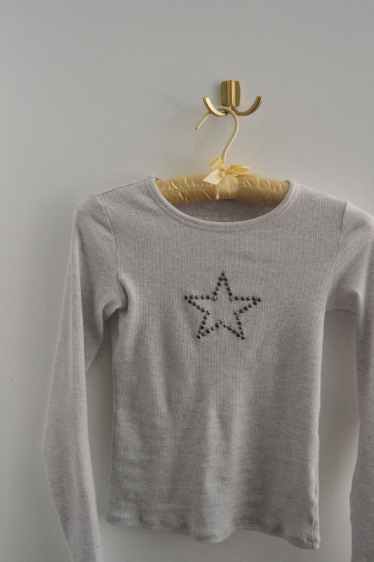 Aero studded star baby tee