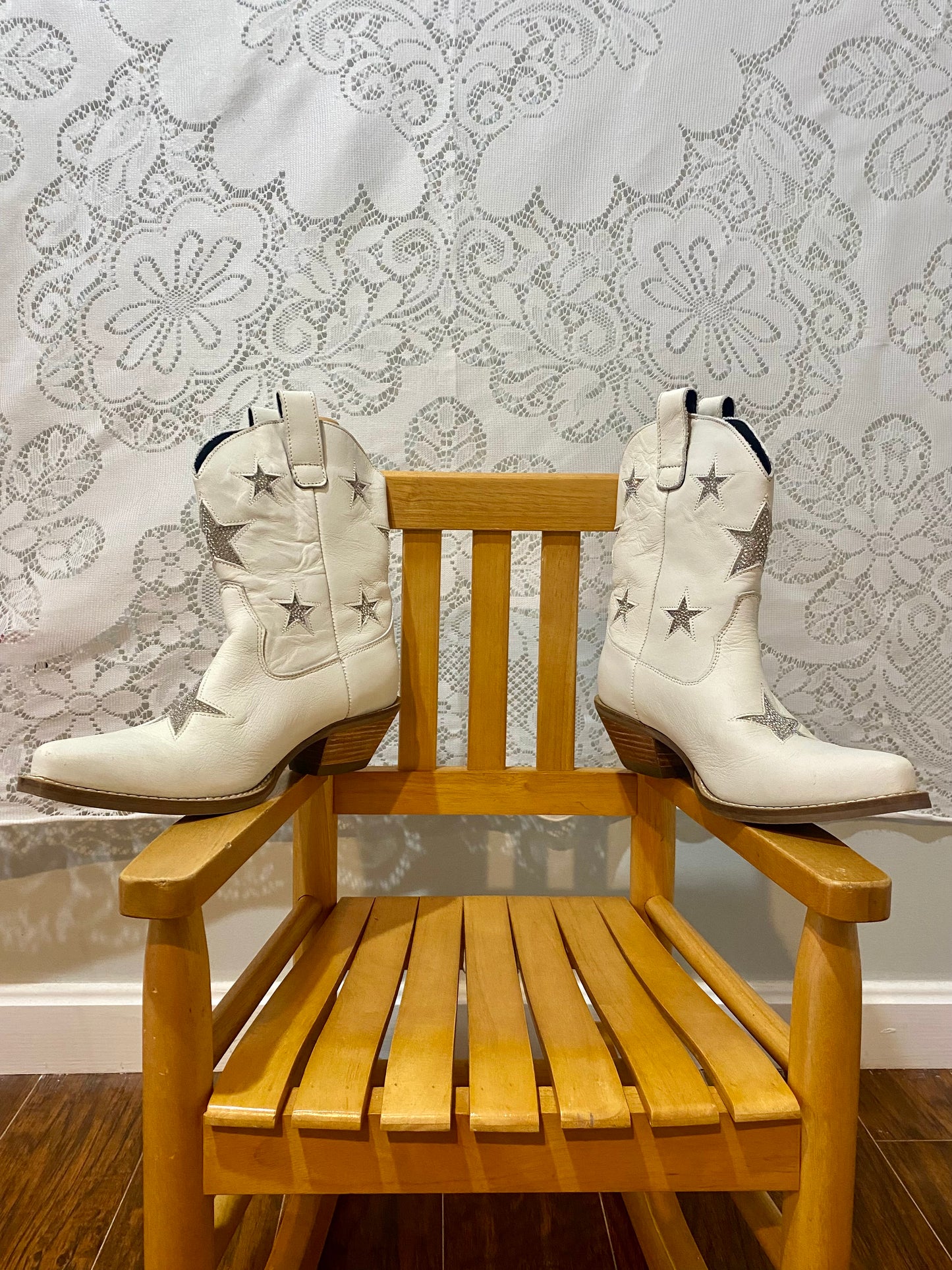 Dingo Star boots!