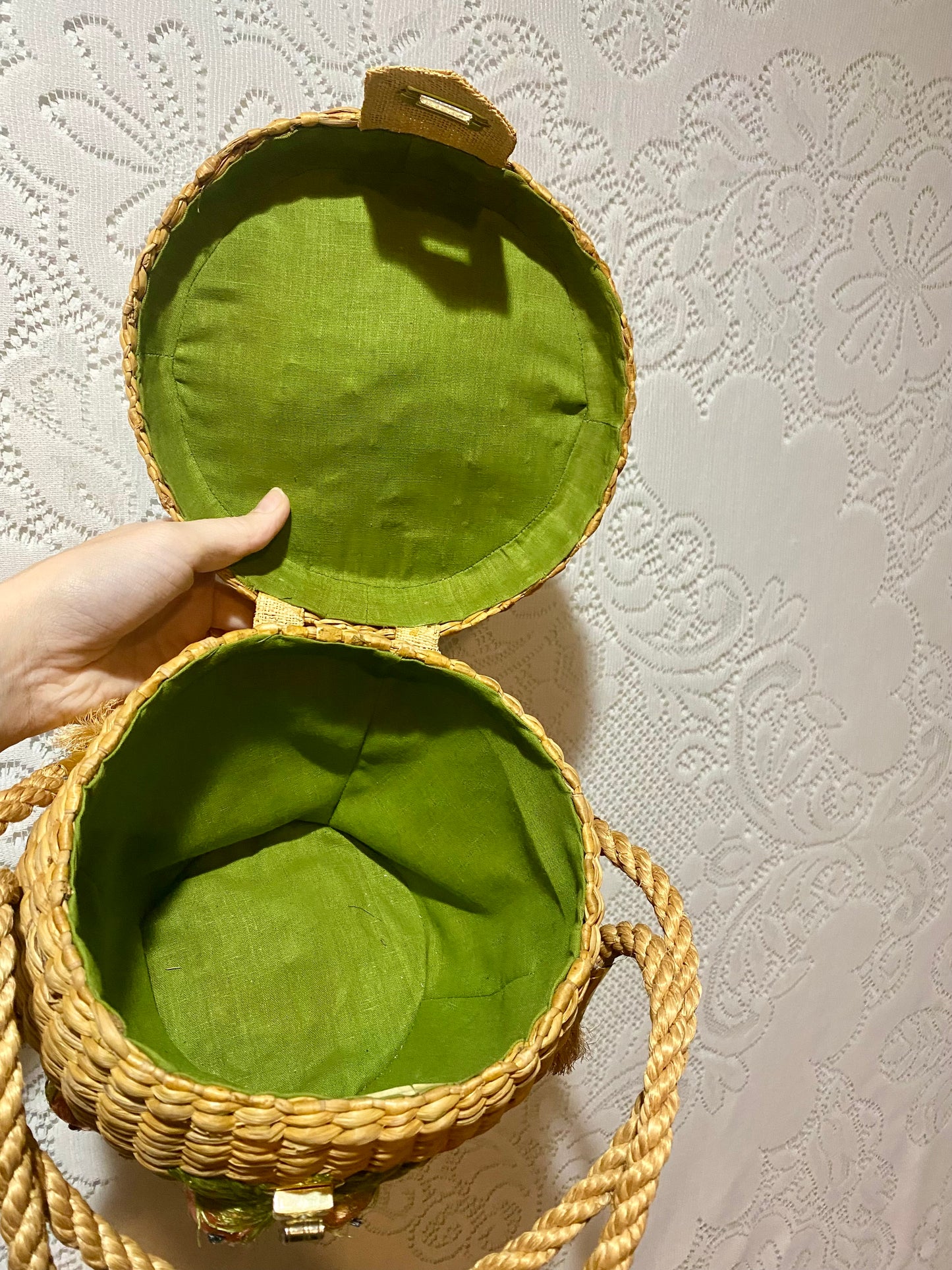 Vintage 50’s woven strawberry purse